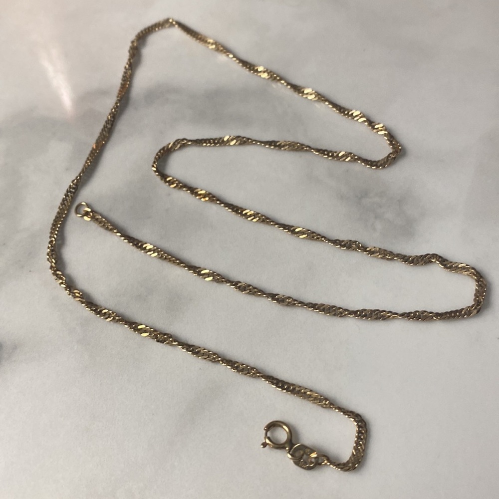 Solid yellow gold Singapore twist chain necklace 10k 18”